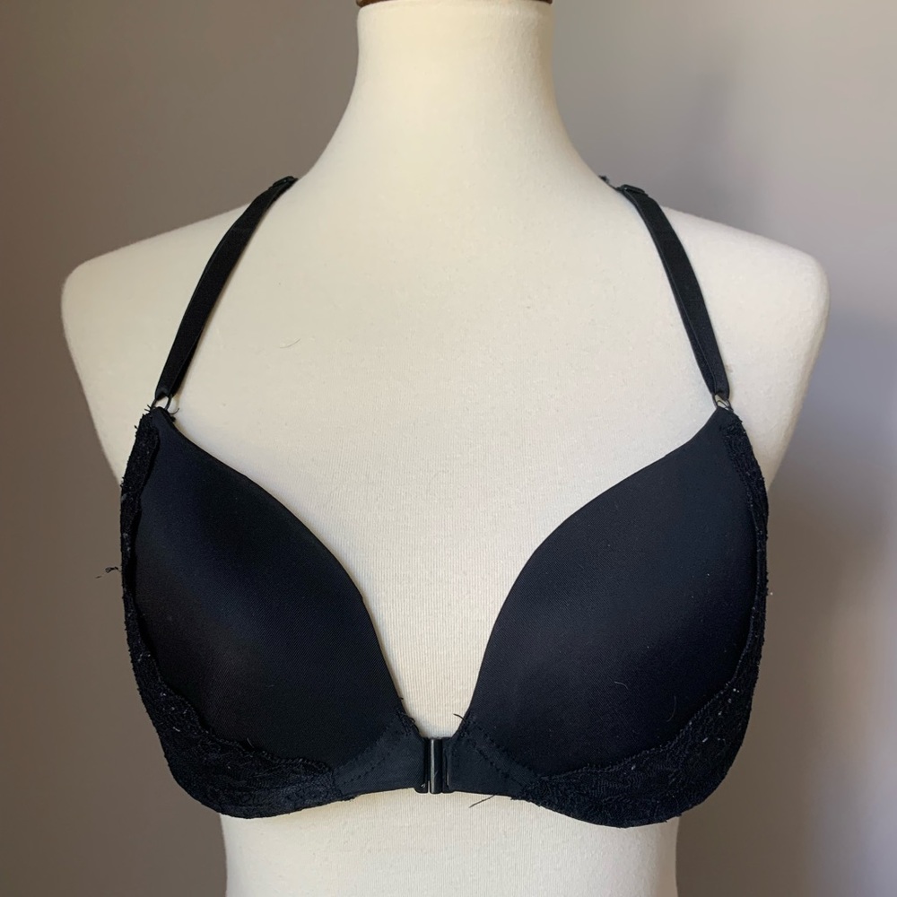 ✨BLACK LACE BRALETTE✨